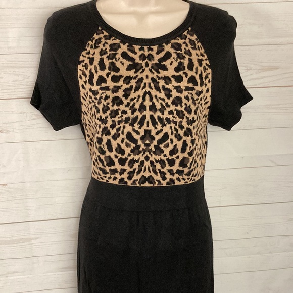 Worthington Size Small Animal Print Color Block BodyCon Light Sweater Dress - Picture 4 of 8